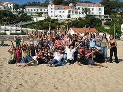 Portugal: “MUDA com RISO" - Curso Certificado de Líderes de Yoga do Riso em Lisboa com Kyra